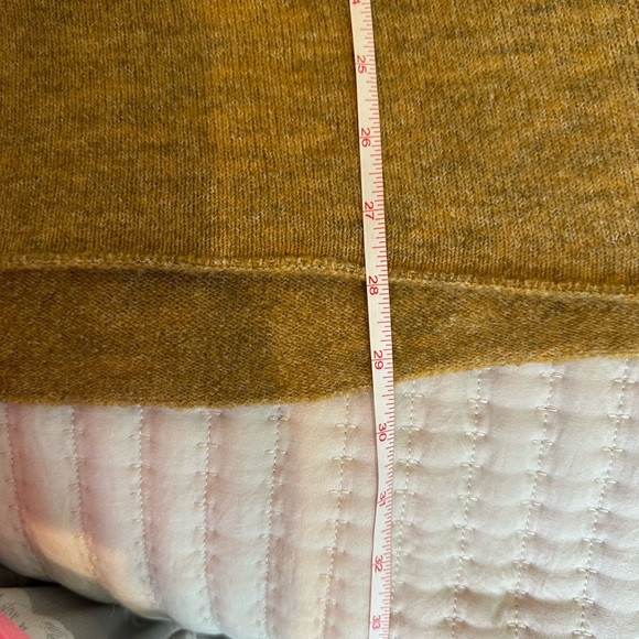 Pinch long sleeve V neck sweater size Large - Picture 7 of 9